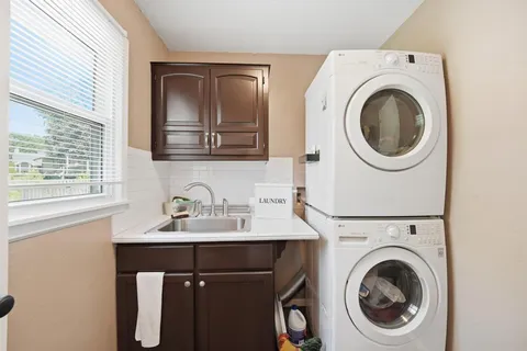 $475,000 | 15804 Woodson Street, Overland Park, KS 66223