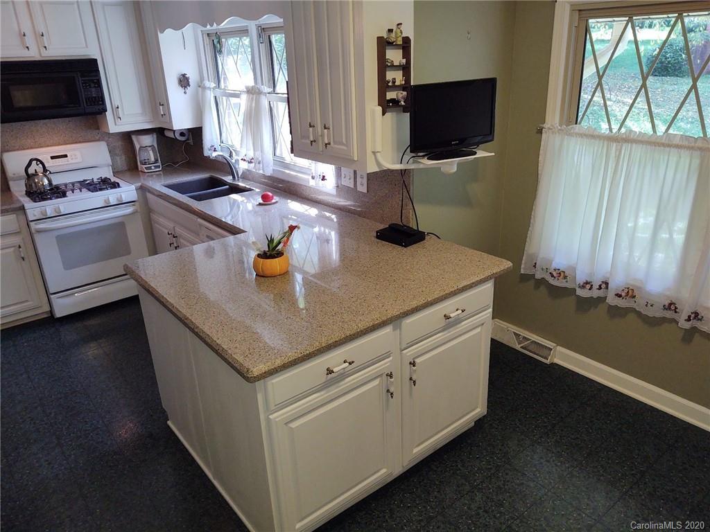 135 Nottingham Road Salisbury, NC 28147 - Photo 12 of 28