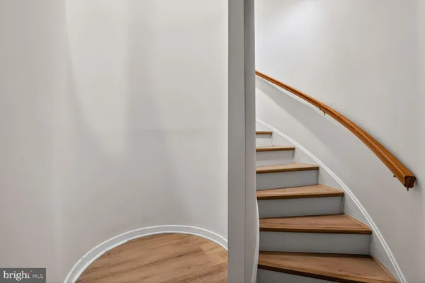 $1,249,500 | 2028 Beacon Place, Reston, VA 20191