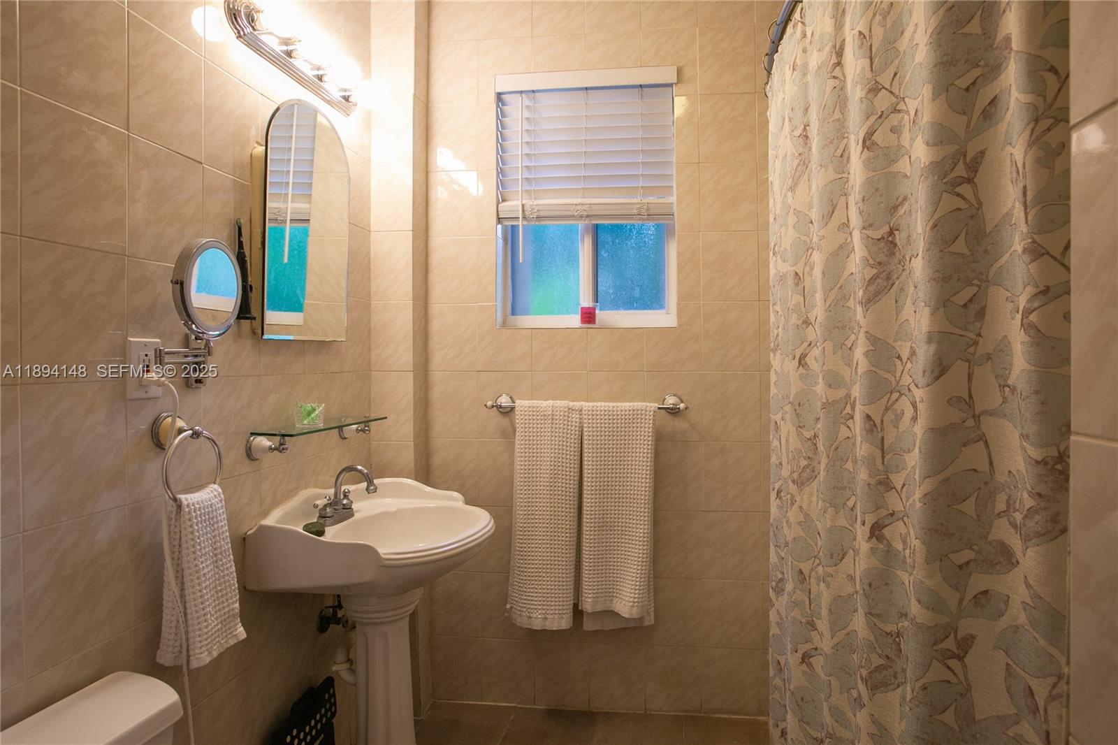 8031 Southwest 98th Terrace Miami, FL 33156 - Photo 15 of 21