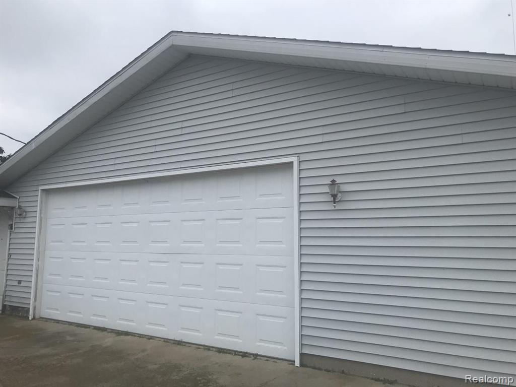 3120 Cramer Road Akron, MI 48701 - Photo 2 of 16