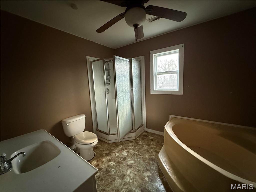 22709 Baker Queen City, MO 63561 - Photo 10 of 24