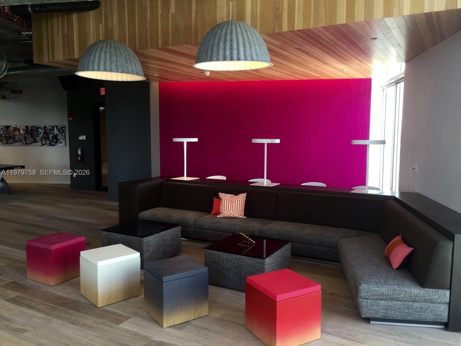 151 Southeast 1st Street, Unit 906 Miami, FL 33131 - Photo 28 of 30