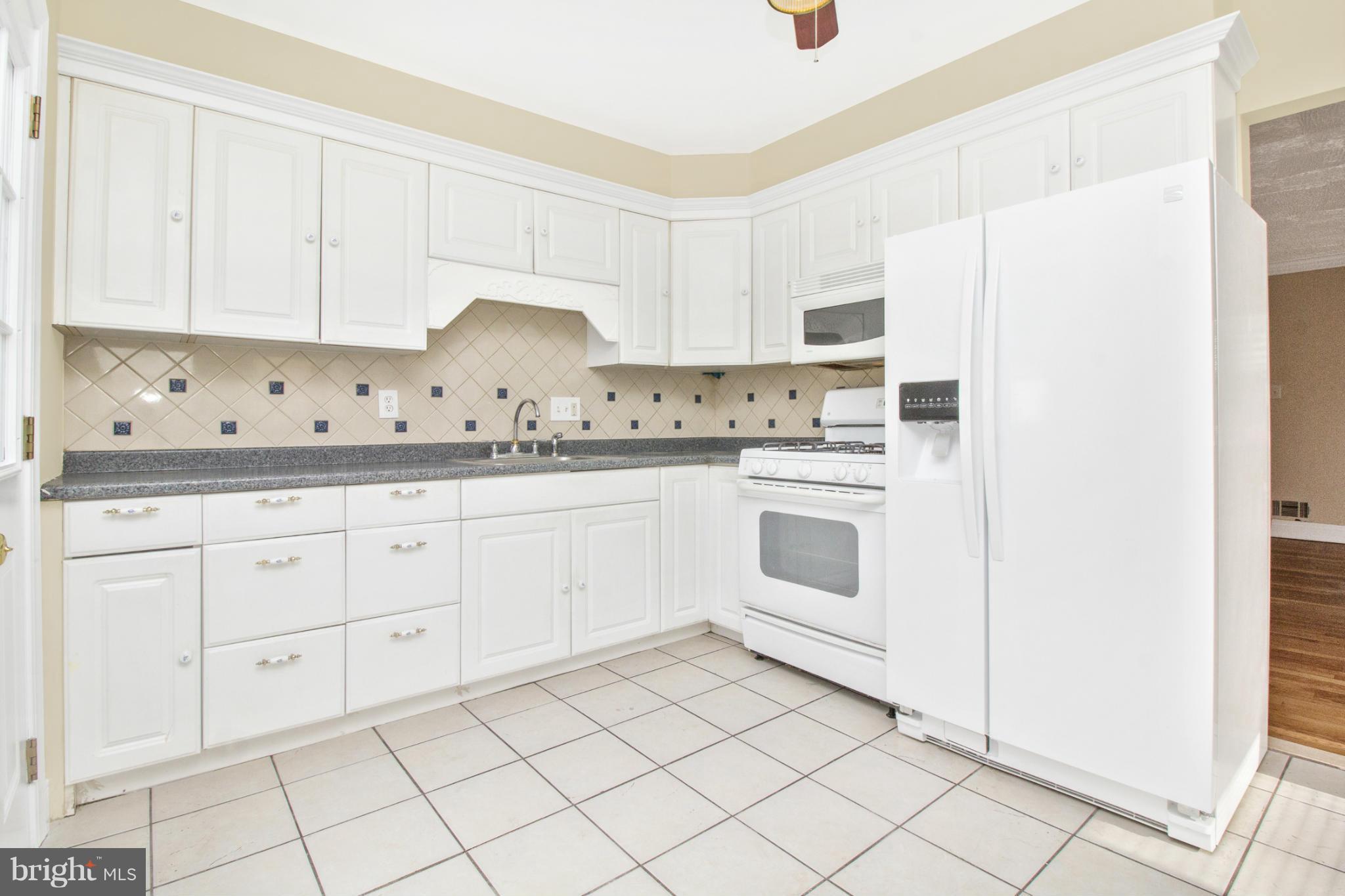 11910 Judson Road Silver Spring, MD 20902 - Photo 11 of 24 Kitchen