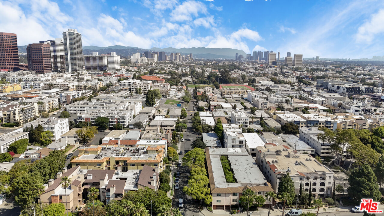 12030 Rochester Avenue, Unit 210 Los Angeles, CA 90025 - Photo 18 of 19
