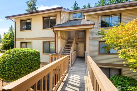 $275,400 | 17425 119th Lane Southeast, Unit D30, Renton, WA 98058