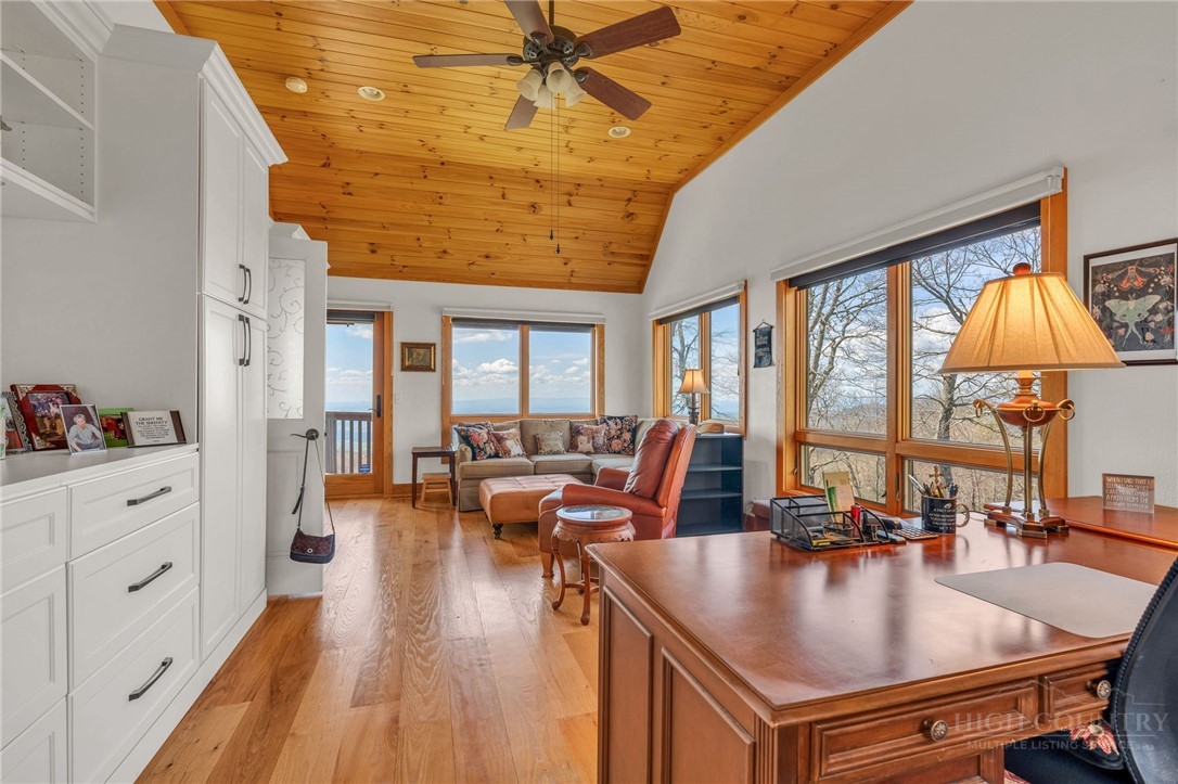 391 Oak Ridge Drive Boone, NC 28607 - Photo 20 of 47