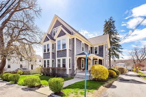 $948,800 | 125 Main Street, Rockport, MA 01966