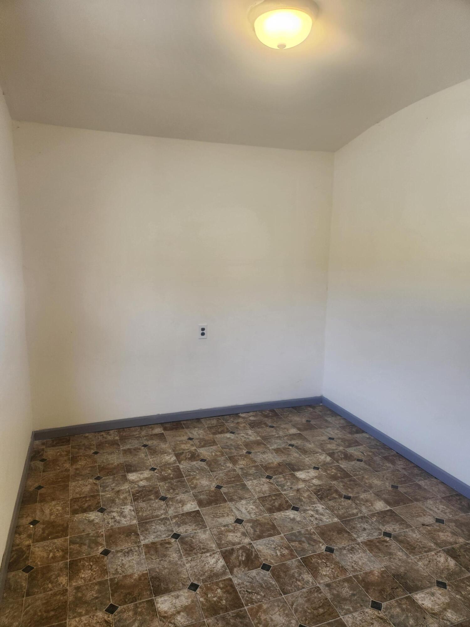 14205 Jay Street Dyer, IN 46311 - Photo 11 of 17 a view of room