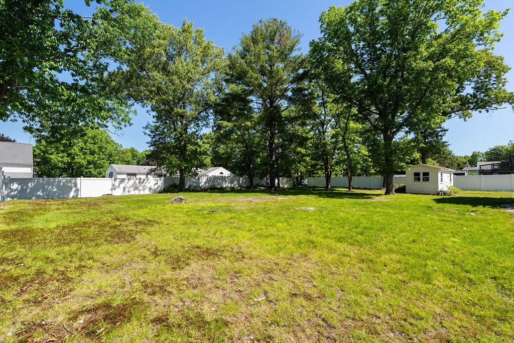 37 Old Coach Road Braintree, MA 02184 - Photo 24 of 27