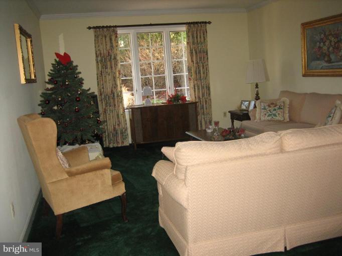 11120 Cove Lake Road Lusby, MD 20657 - Photo 4 of 28 Living Room #2