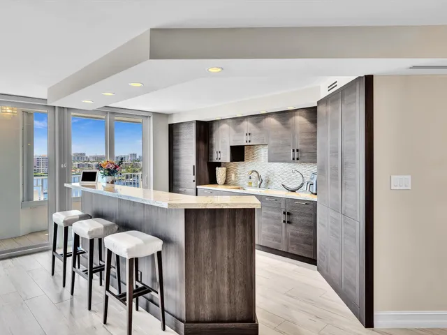 $1,495,000 | 500 South Ocean Boulevard, Unit 909, Boca Raton, FL 33432