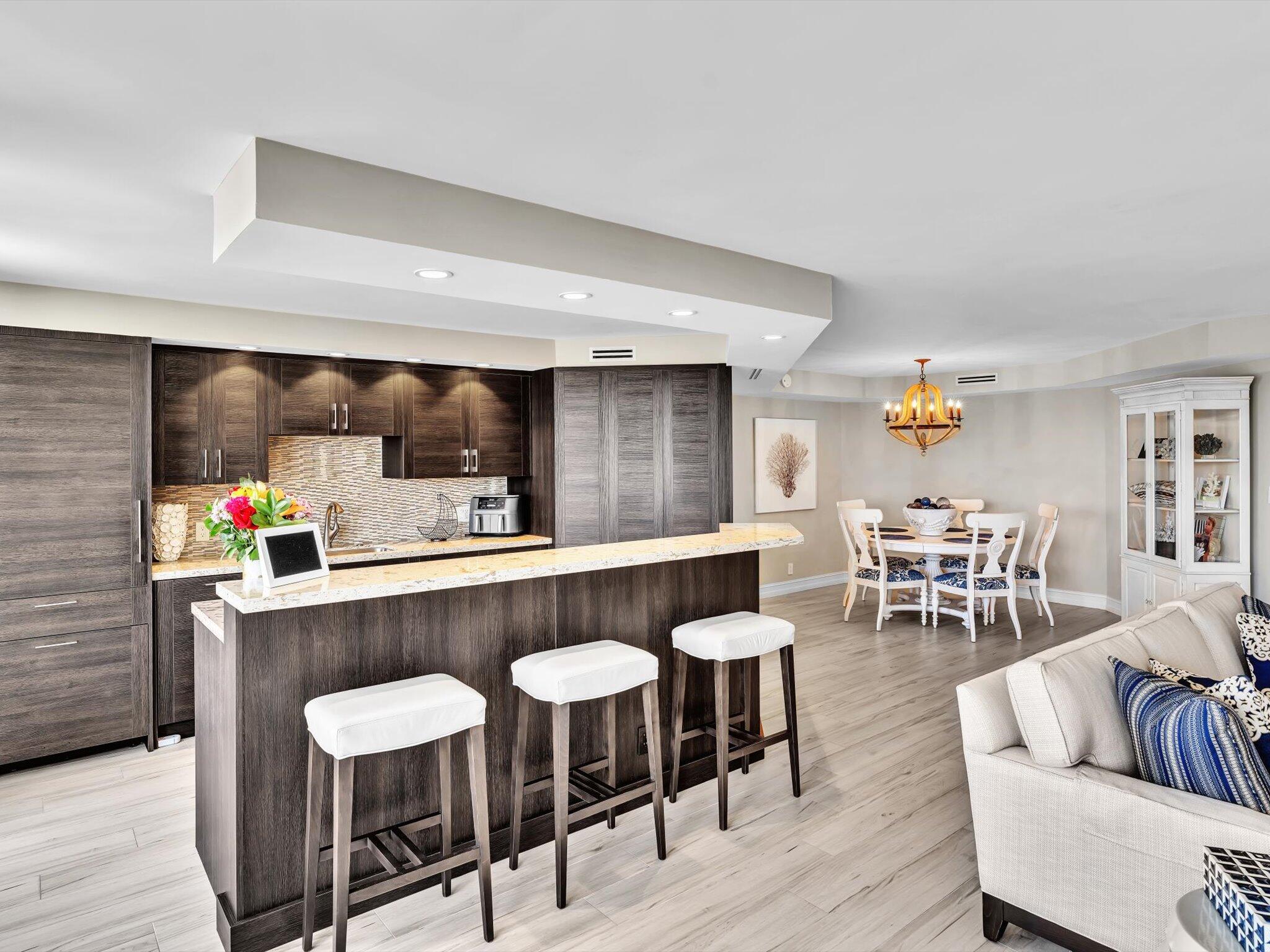 500 South Ocean Boulevard, Unit 909 Boca Raton, FL 33432 - Photo 21 of 101 KITCHEN