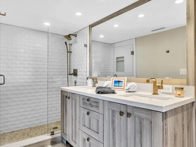 $1,495,000 | 500 South Ocean Boulevard, Unit 909, Boca Raton, FL 33432