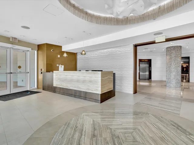 $1,495,000 | 500 South Ocean Boulevard, Unit 909, Boca Raton, FL 33432