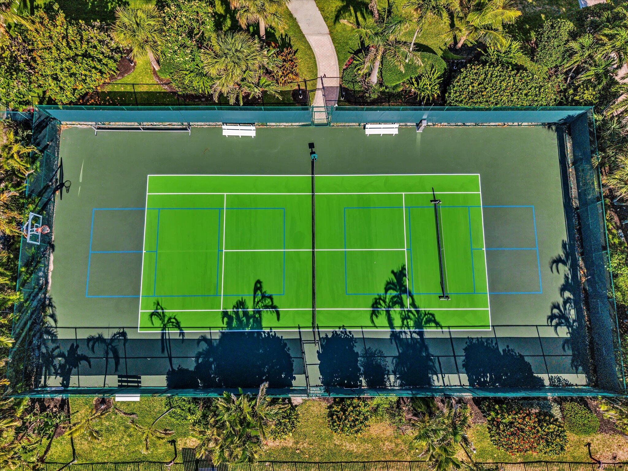 500 South Ocean Boulevard, Unit 909 Boca Raton, FL 33432 - Photo 81 of 101 ONE OF 2 TENNIS COURTS