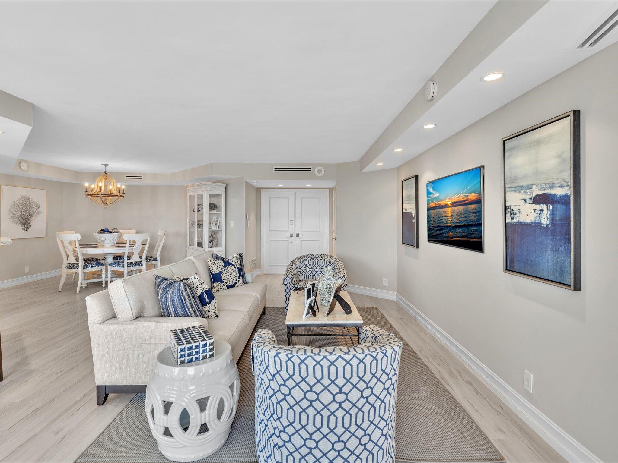 500 South Ocean Boulevard, Unit 909 Boca Raton, FL 33432 - Photo 10 of 101 LIVING ROOM