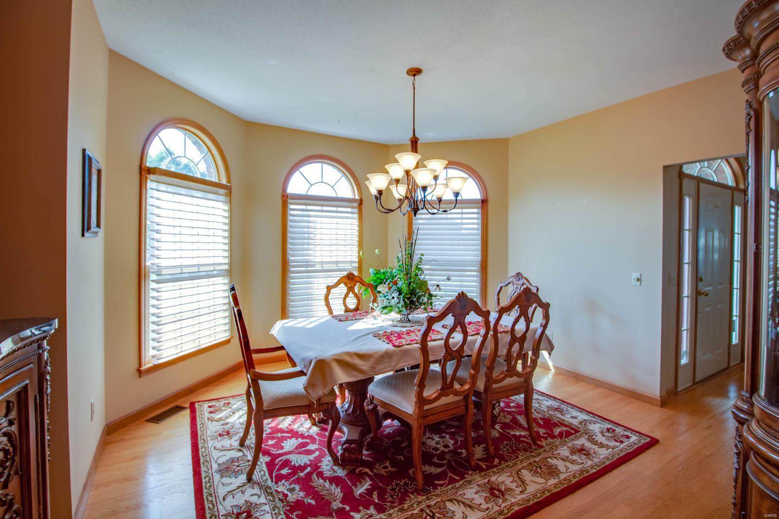 6528 Timber Ridge Godfrey, IL 62035 - Photo 8 of 68 Gallery Image 8