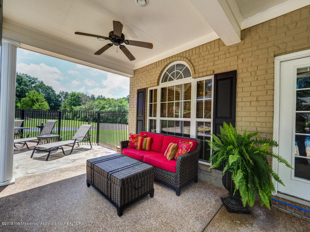 650 Oakley Road Senatobia, MS 38668 - Photo 55 of 57 Huge Guest House patio