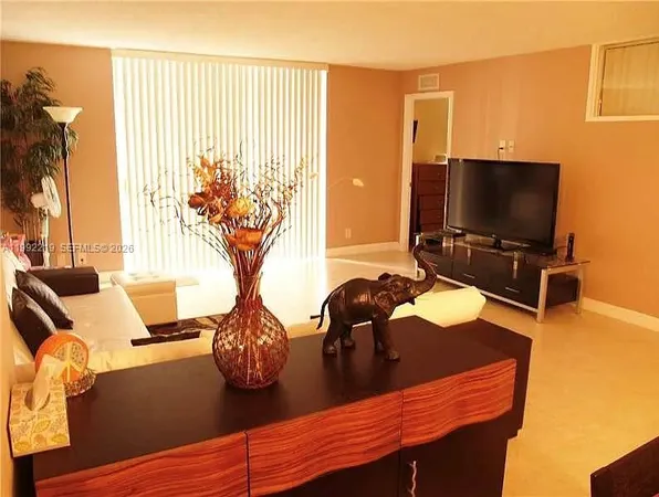 $2,300 | 1865 South Ocean Drive, Unit 2B, Hallandale Beach, FL 33009
