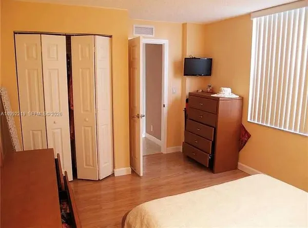$2,300 | 1865 South Ocean Drive, Unit 2B, Hallandale Beach, FL 33009