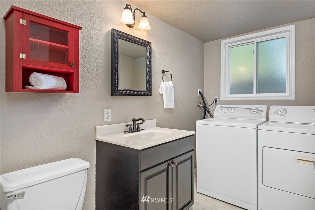 19117 27th Drive Southeast Bothell, WA 98012 - Photo 13 of 27 Gallery Image 13