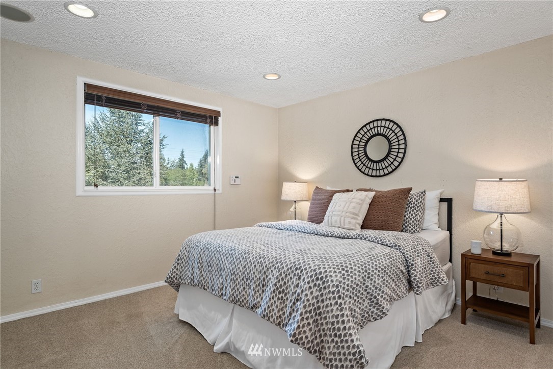 19117 27th Drive Southeast Bothell, WA 98012 - Photo 17 of 27 Gallery Image 17