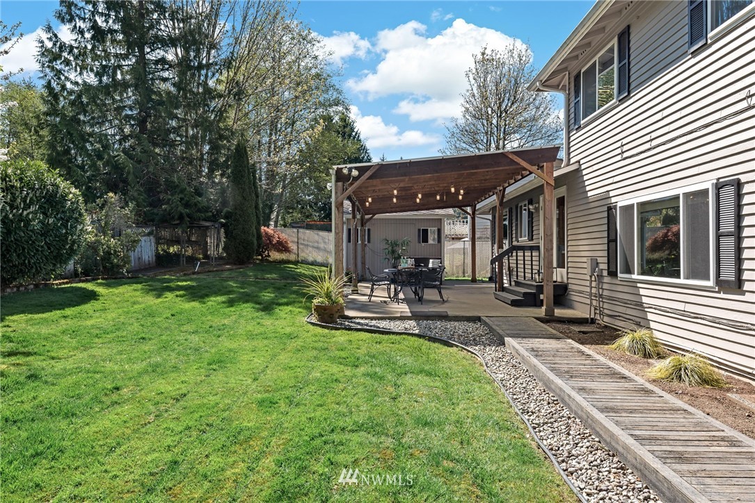 19117 27th Drive Southeast Bothell, WA 98012 - Photo 24 of 27 Gallery Image 24