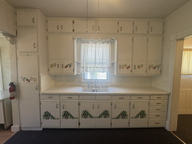 700 9th Avenue South Clinton, IA 52732 - Photo 4 of 11