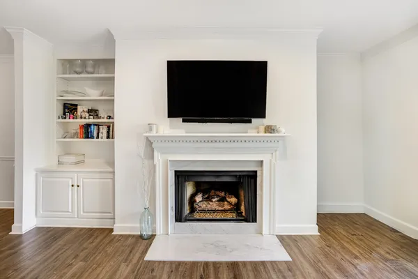 $377,500 | 305 Rose Hall, Nashville, TN 37212