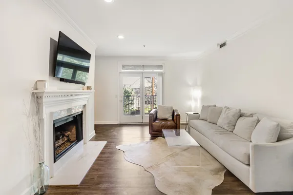 $377,500 | 305 Rose Hall, Nashville, TN 37212