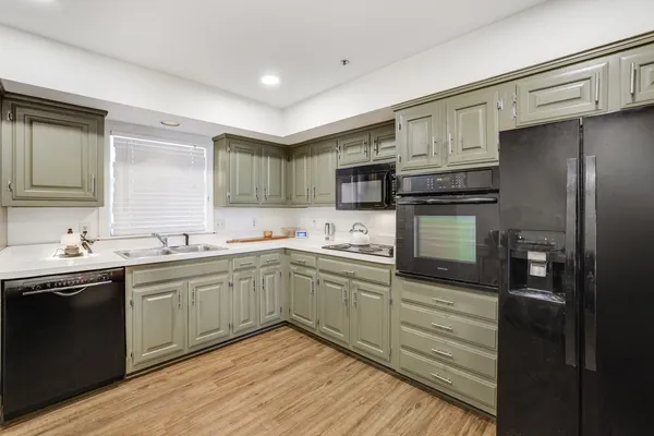 $377,500 | 305 Rose Hall, Nashville, TN 37212