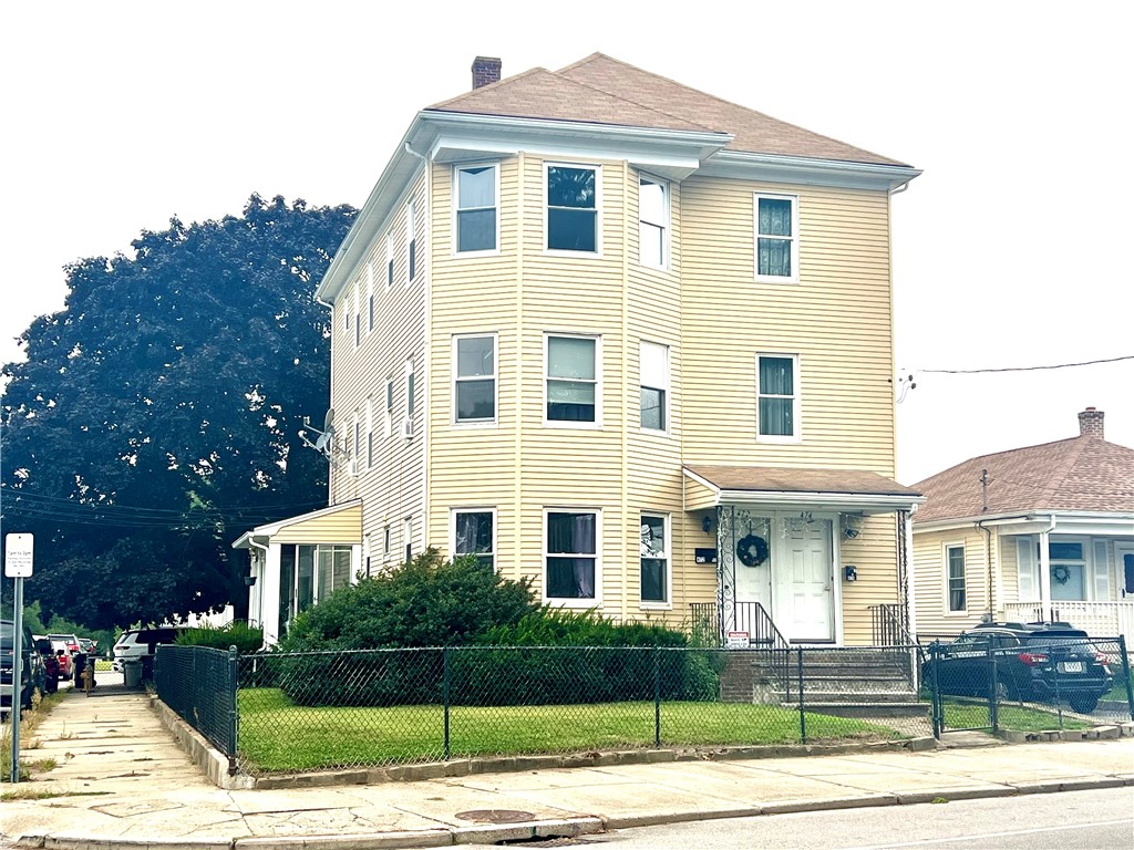472 Power Road Pawtucket, RI 02860 - Photo 1 of 22 Gallery Image 1