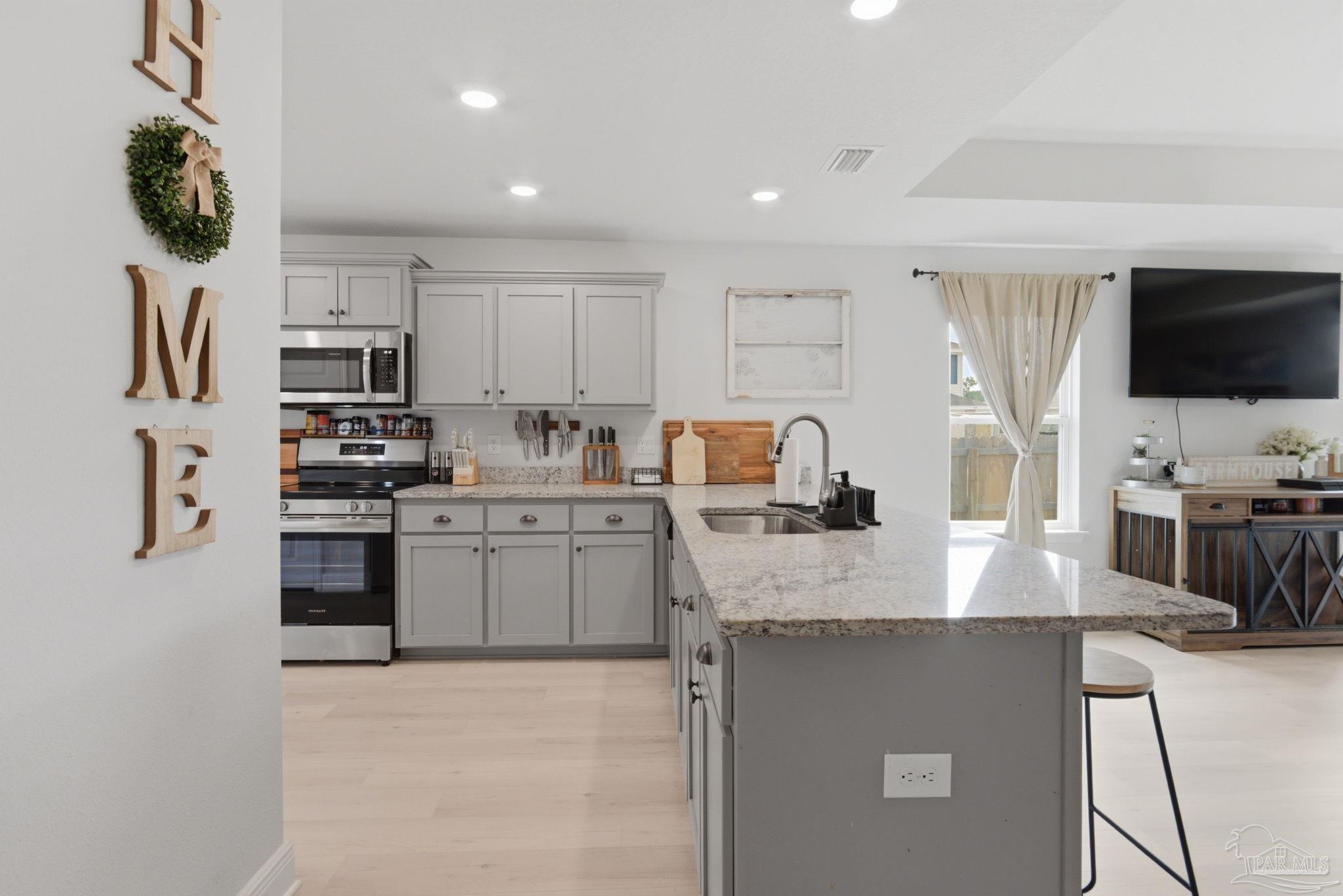 601 Sand Pne Road Cantonment, FL 32533 - Photo 10 of 29