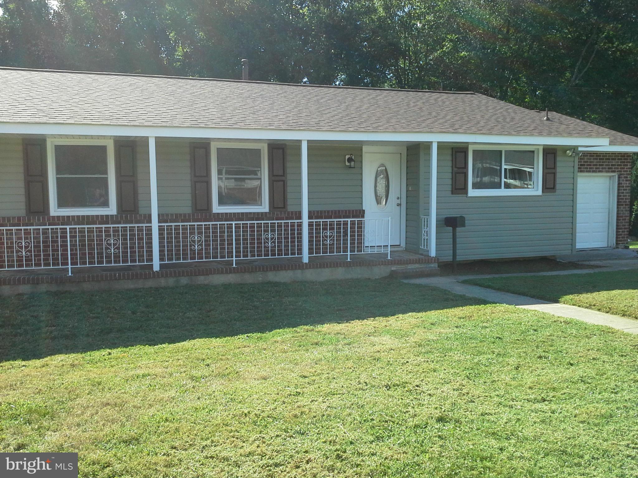 6217 Commons Road Baltimore, MD 21237 - Photo 1 of 30 Welcome to 6217 Commons Rd. Just a block to Red Ho