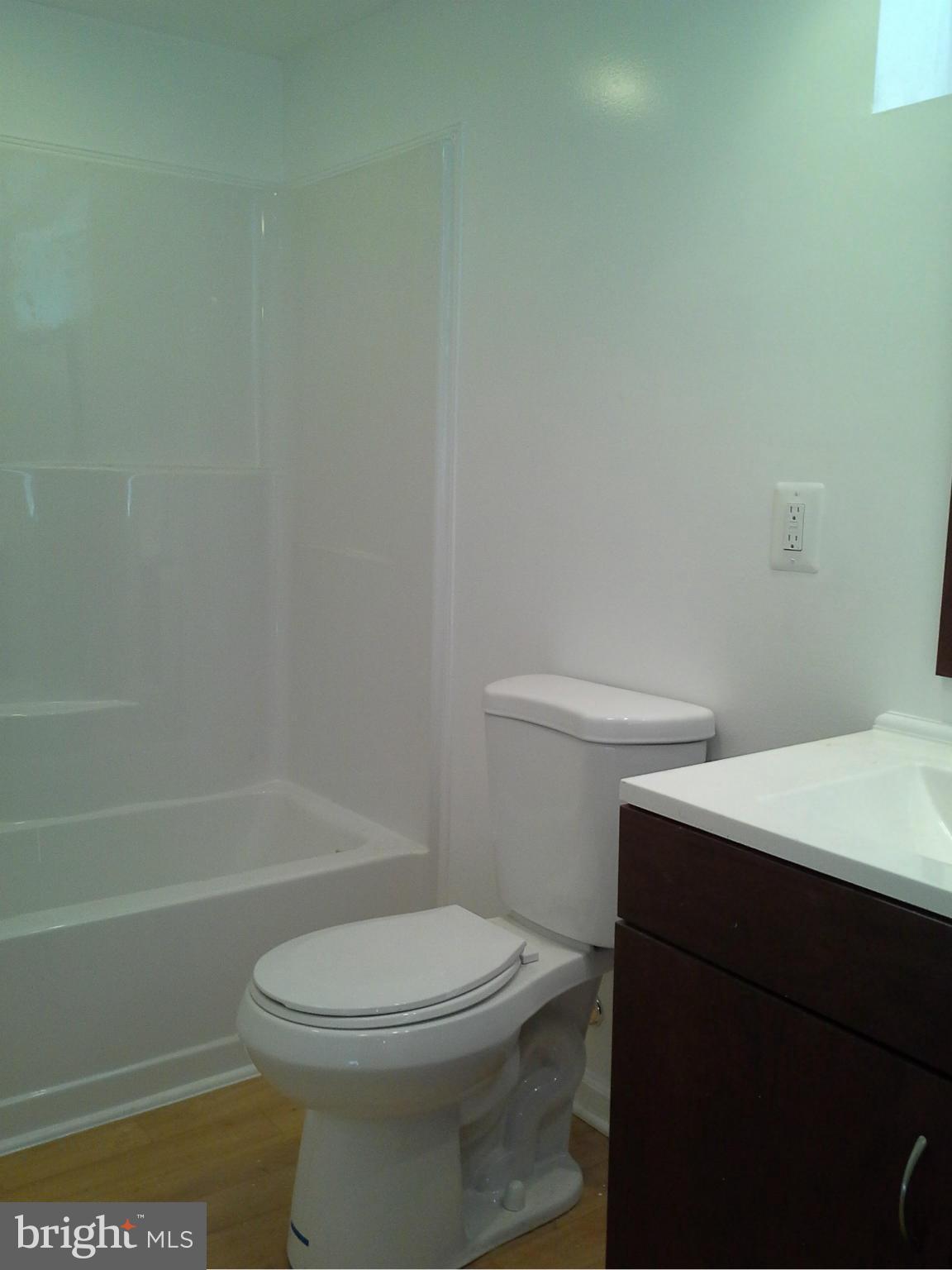 6217 Commons Road Baltimore, MD 21237 - Photo 25 of 30 Second full bath. This one on the lower level.