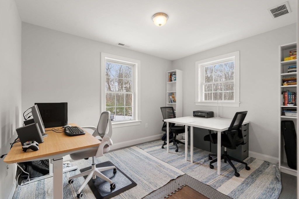 4 Alder Point, Unit 4 Westford, MA 01886 - Photo 26 of 42