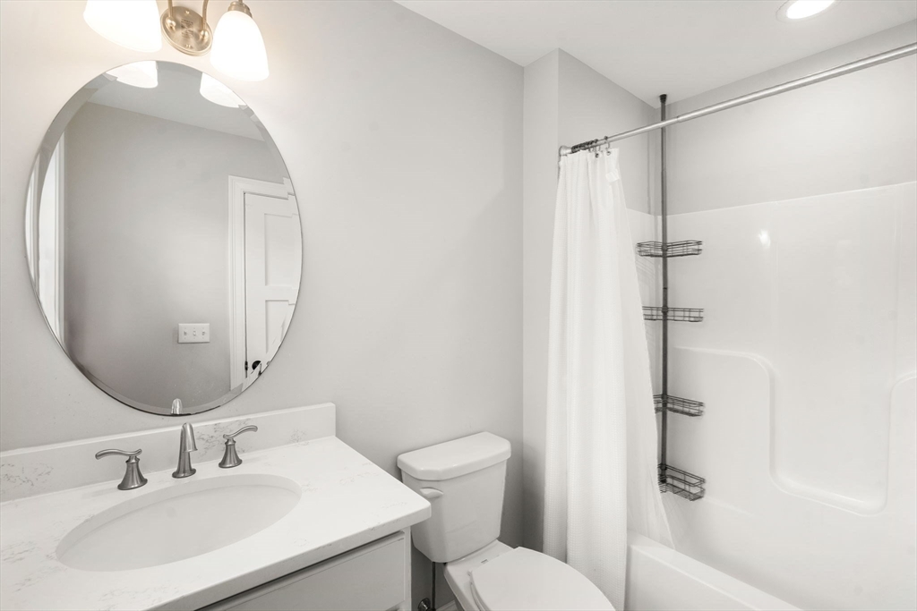 4 Alder Point, Unit 4 Westford, MA 01886 - Photo 32 of 42