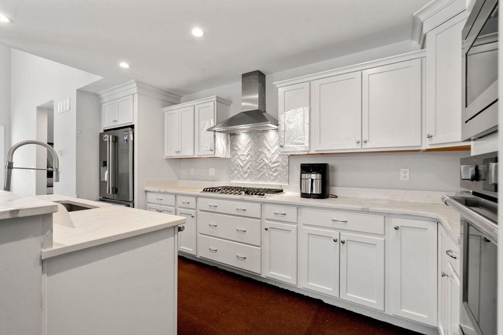 4 Alder Point, Unit 4 Westford, MA 01886 - Photo 6 of 42