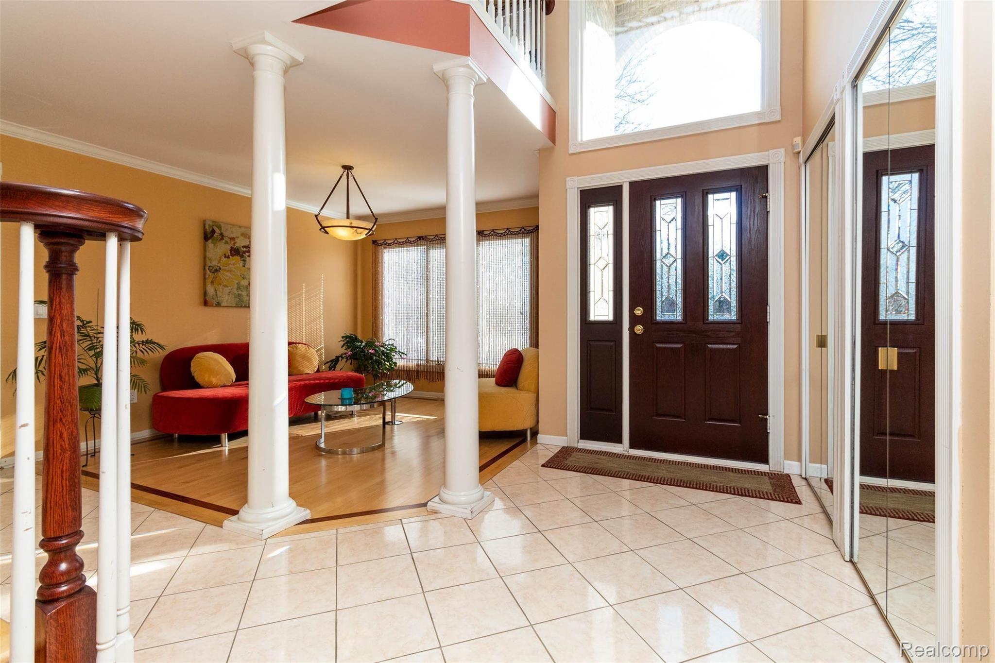 3878 Donaldson Road Rochester, MI 48307 - Photo 4 of 41 13.jpg