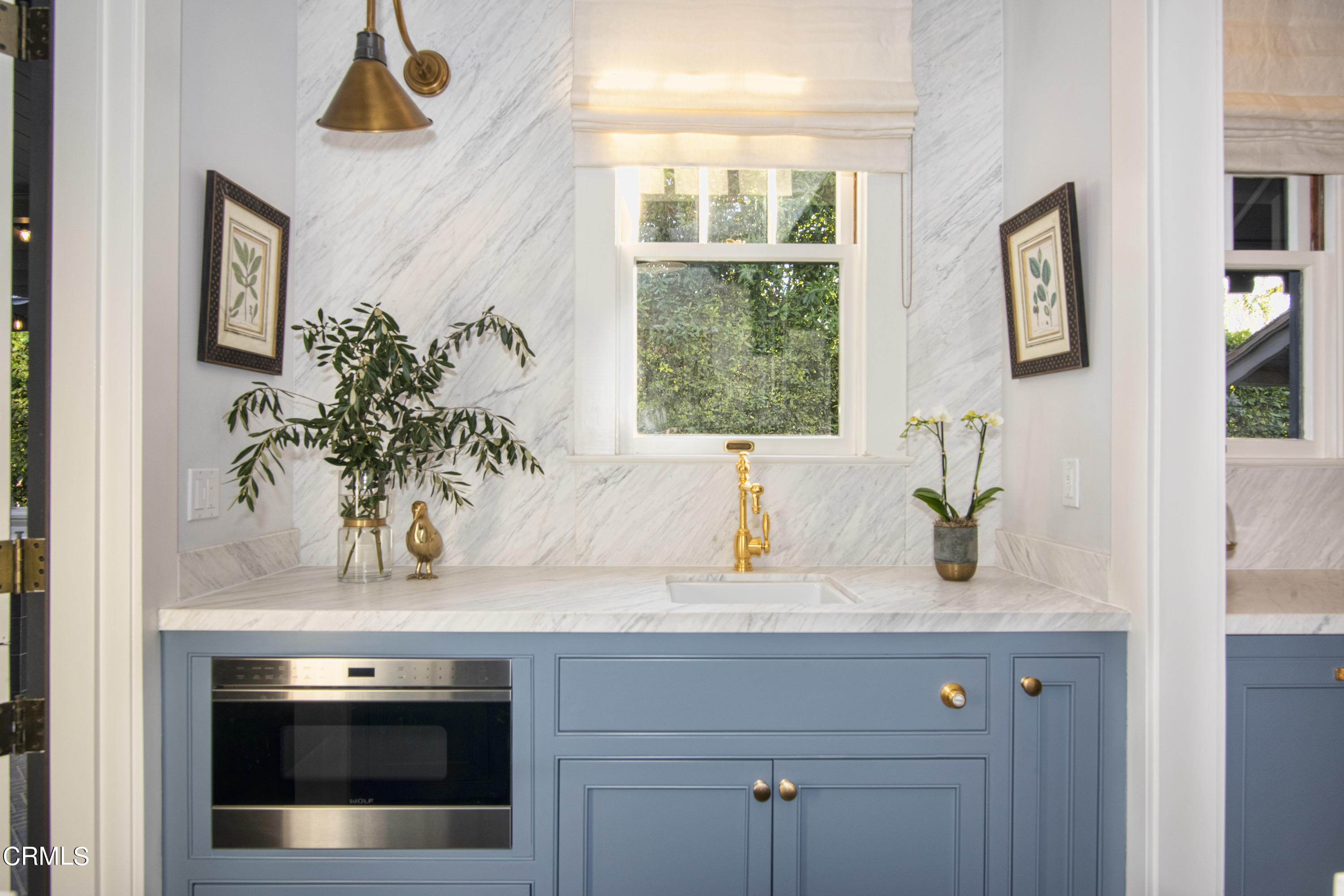 851 Fairfield Circle Pasadena, CA 91106 - Photo 13 of 75 Butler's Pantry