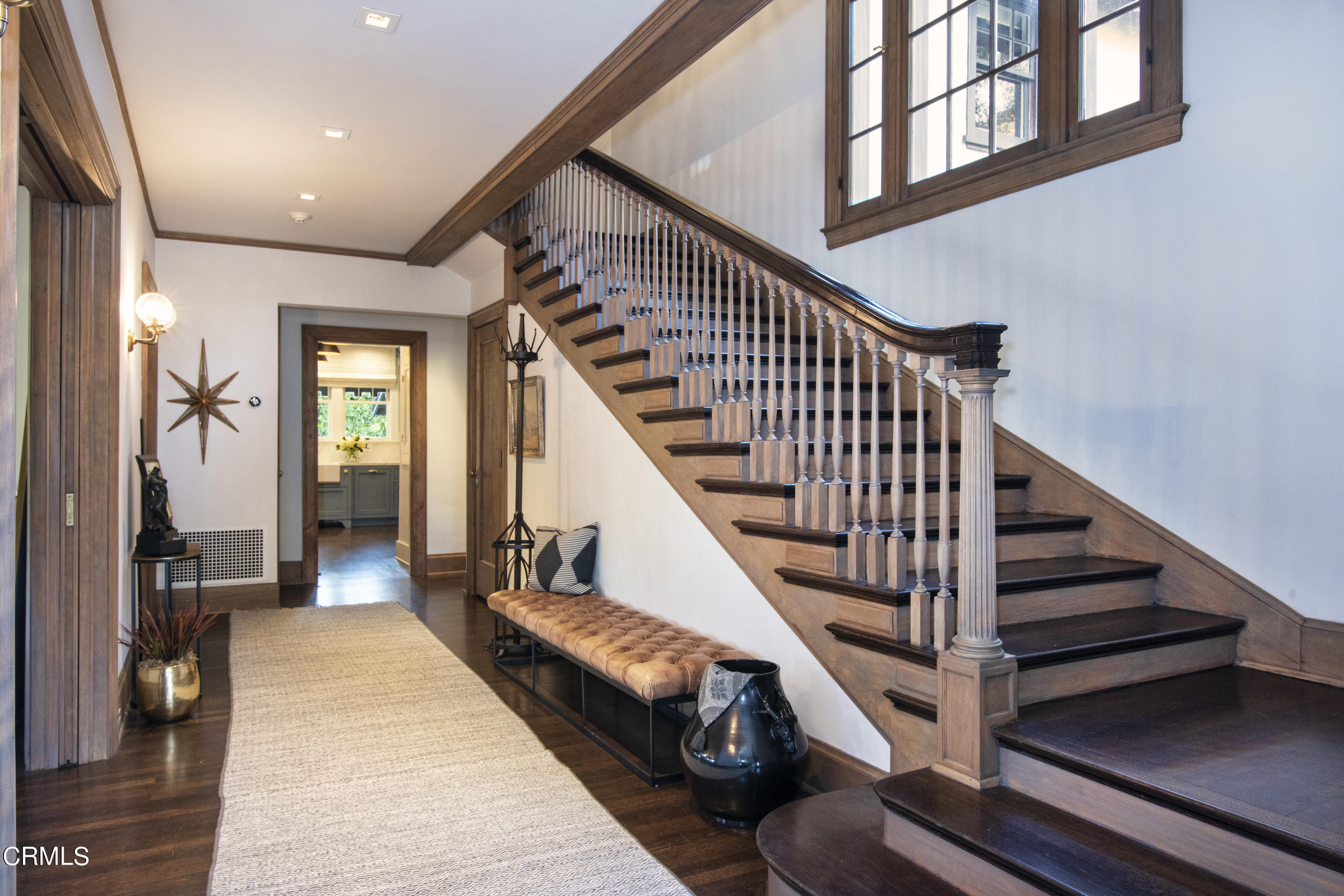 851 Fairfield Circle Pasadena, CA 91106 - Photo 4 of 75 Entry