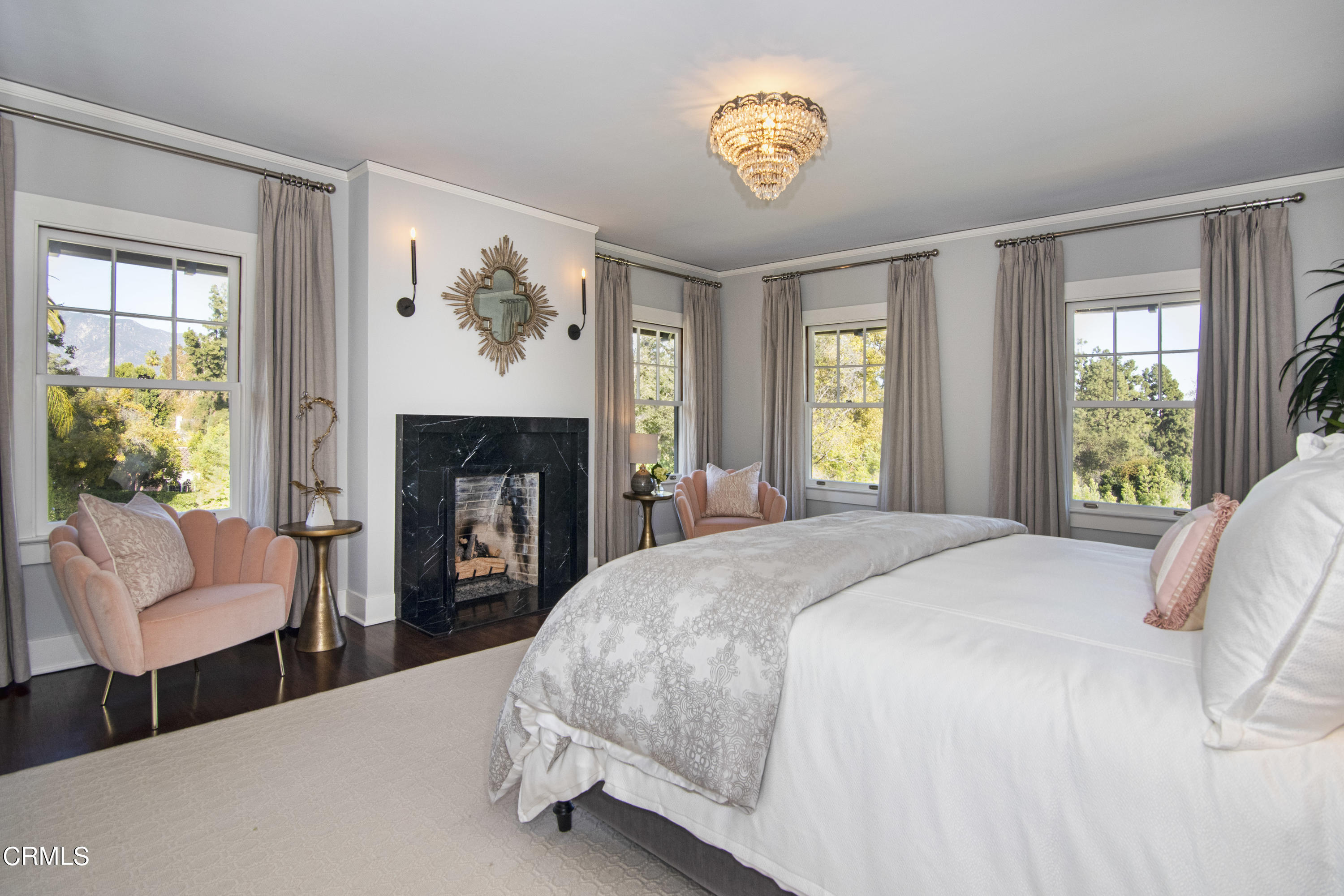 851 Fairfield Circle Pasadena, CA 91106 - Photo 35 of 75 Primary Suite