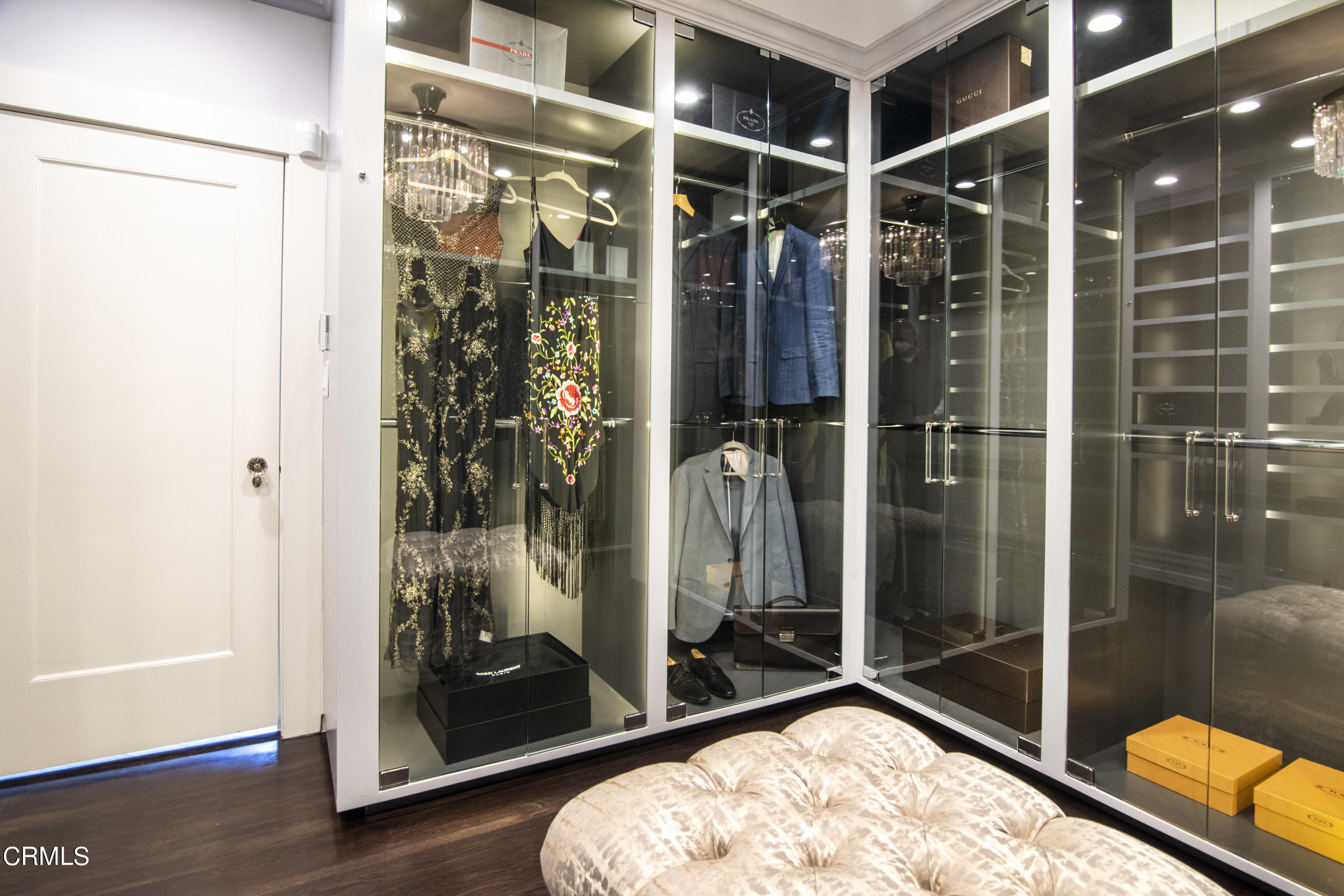 851 Fairfield Circle Pasadena, CA 91106 - Photo 42 of 75 Primary Walk-in Closet