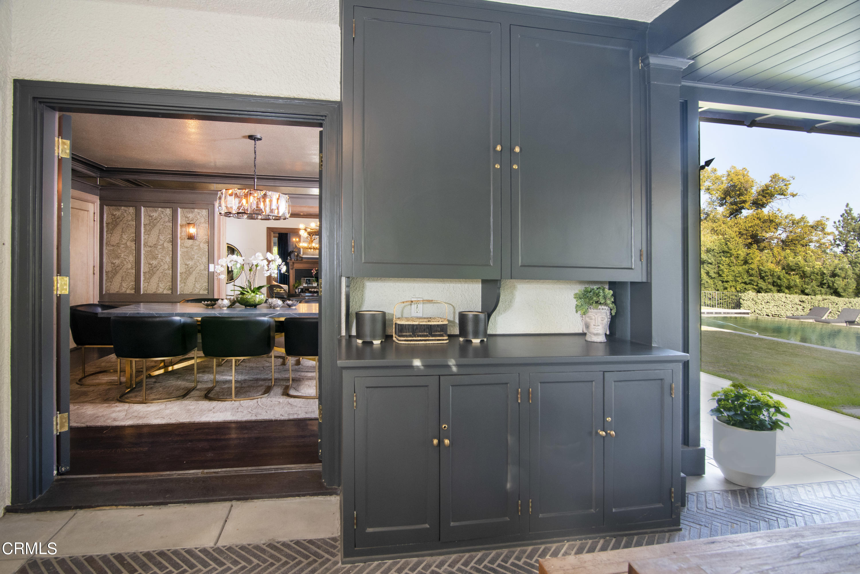 851 Fairfield Circle Pasadena, CA 91106 - Photo 65 of 75 Outdoor Cabinets