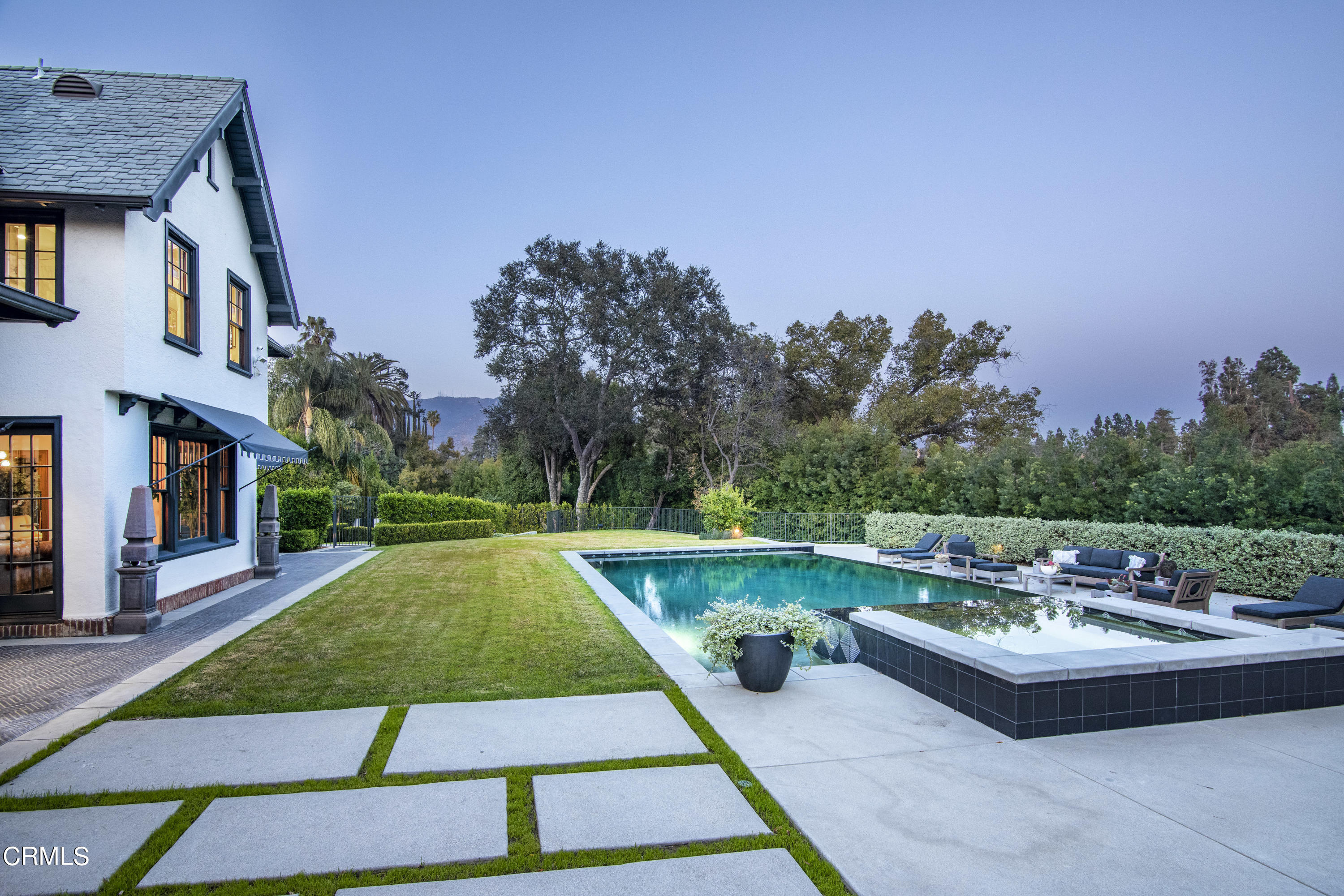 851 Fairfield Circle Pasadena, CA 91106 - Photo 68 of 75 Grounds