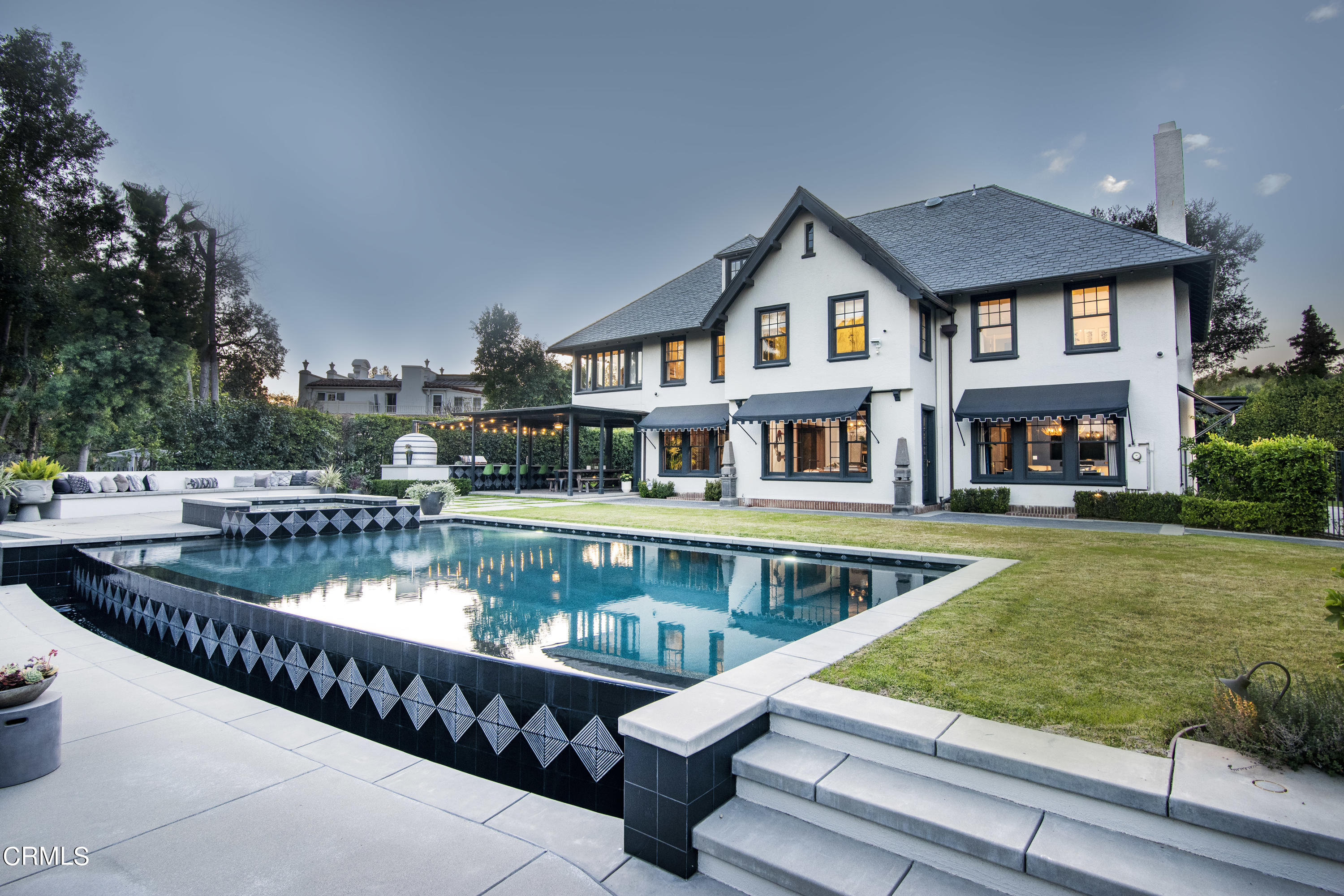 851 Fairfield Circle Pasadena, CA 91106 - Photo 72 of 75 Infinity Edge Pool