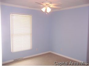 224 North Pittsburg Landing Springfield, IL 62711 - Photo 10 of 11 Gallery Image 10
