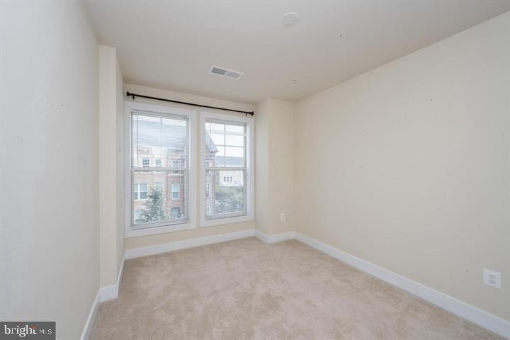 219 Strummer Lane Gaithersburg, MD 20878 - Photo 33 of 44