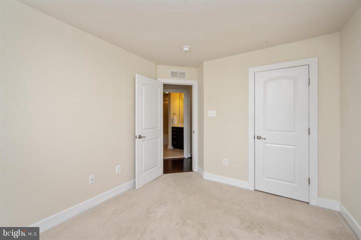 219 Strummer Lane Gaithersburg, MD 20878 - Photo 37 of 44